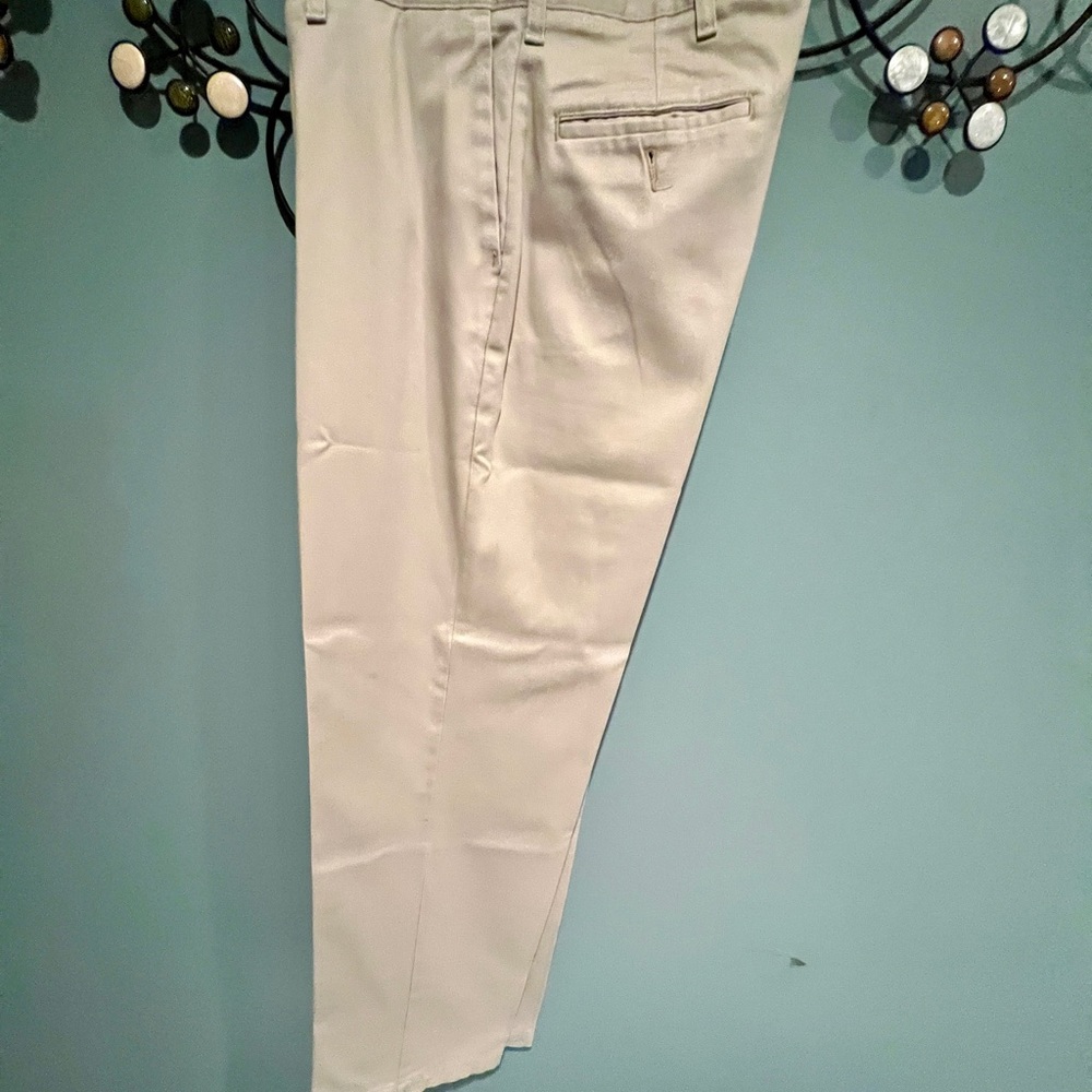 Men's Classic Khaki Dress/Casual  Pants, Lee 34x32